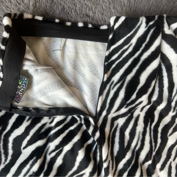Vintage Rare Y2K Eye Candy Fuzzy Beaded Rave Girlhoodcore Zebra Pencil Skirt - Picture 9 of 9